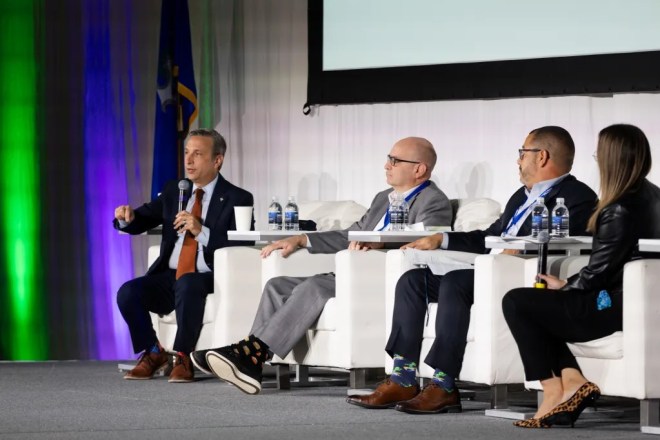 Lamont, legislators working on new housing bill: 'We have to go forward ...